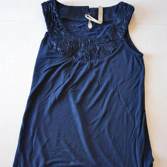 5/$25 Navy Sleeveless top - Picture 1 of 6